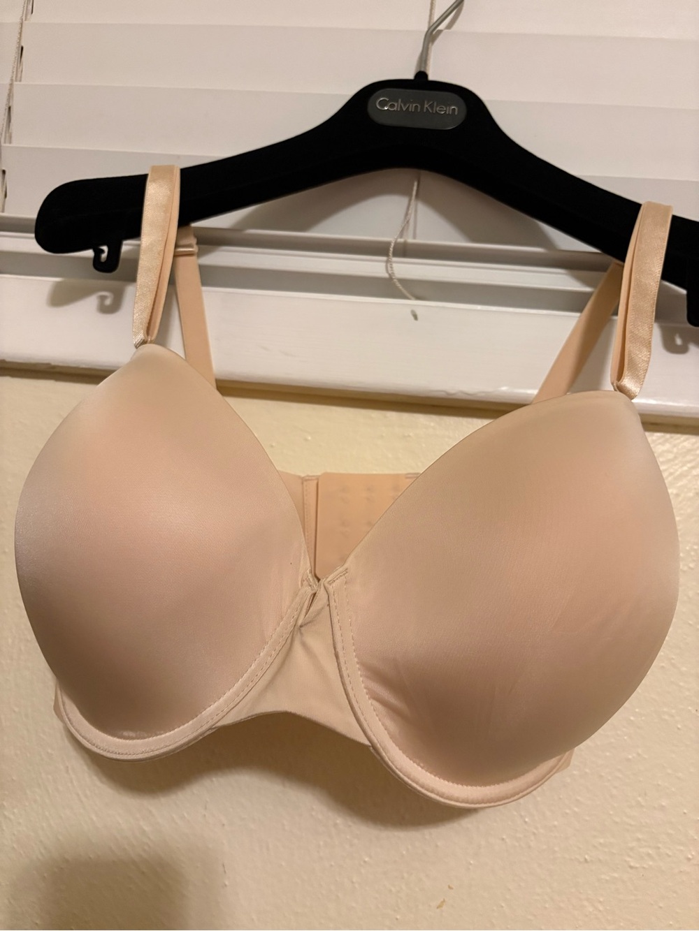 Victoria Secret Multiway Bra 36DDD
Light Push Up Underwire Adjustable
Strap